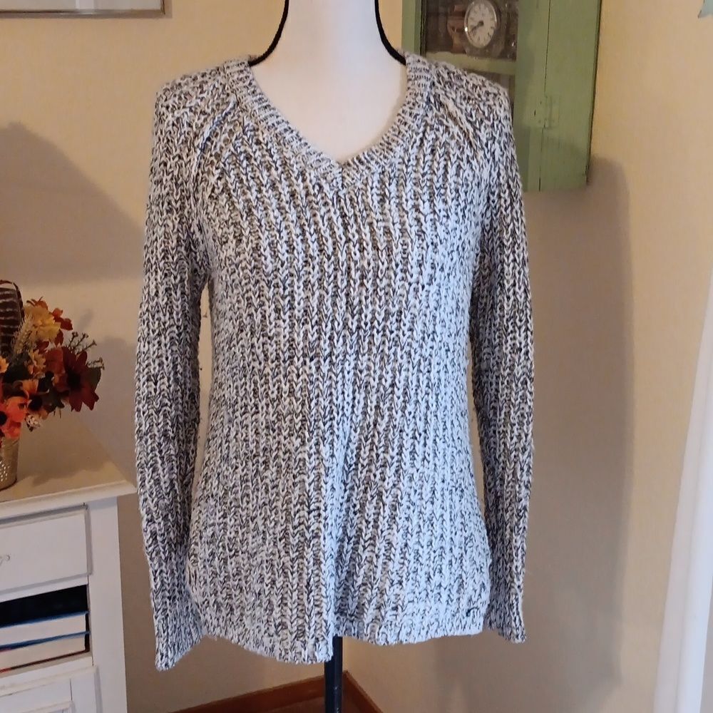 American Eagle Outfitters Sparkly Sweater